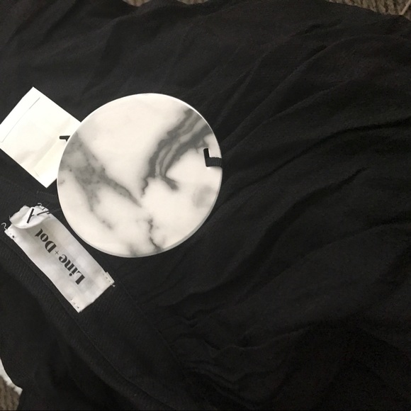 Line & Dot Flowy Trench Coal in Black - Picture 4 of 4