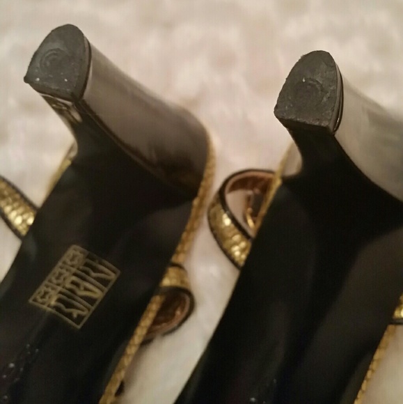 Stunning Via Spiga Strappy Heels - Picture 4 of 5