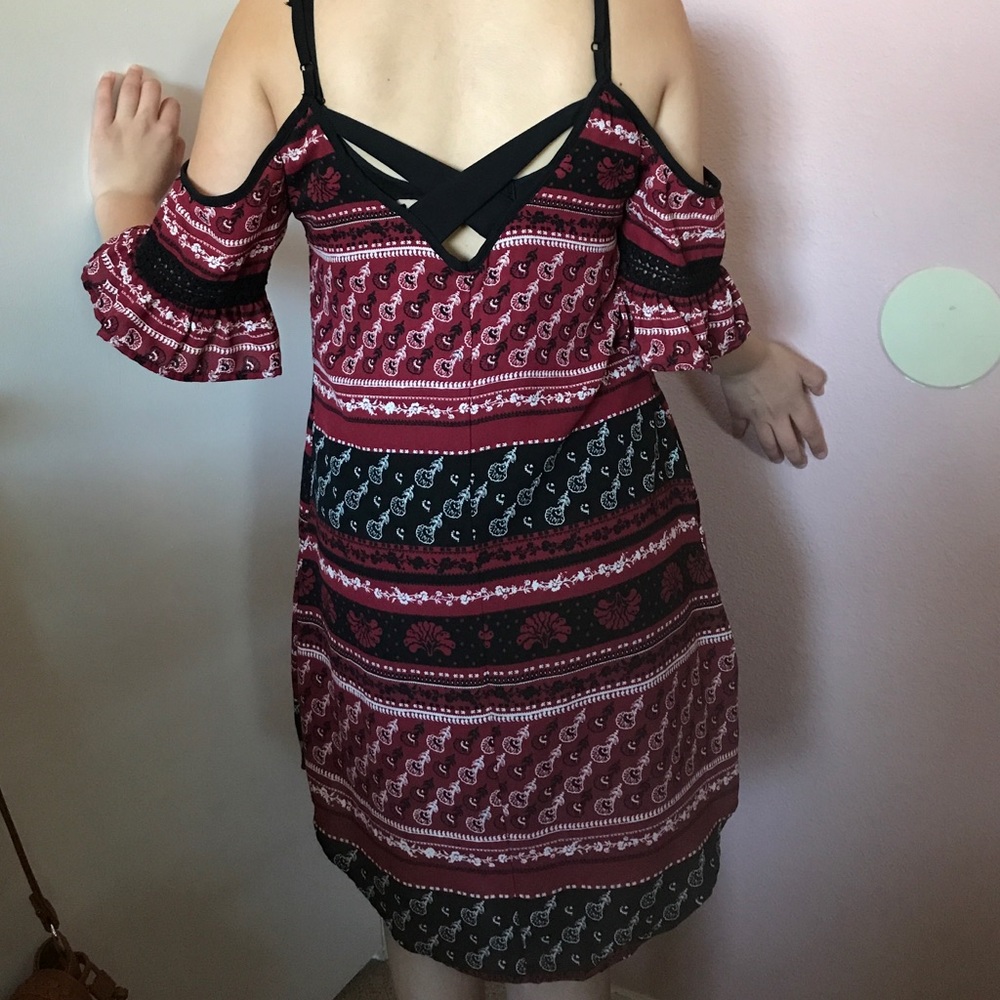 Dress - Picture 2 of 2