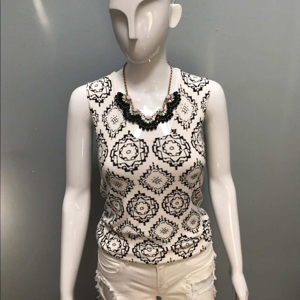 CYRUS Black & White Geo Print Summer Sweater
