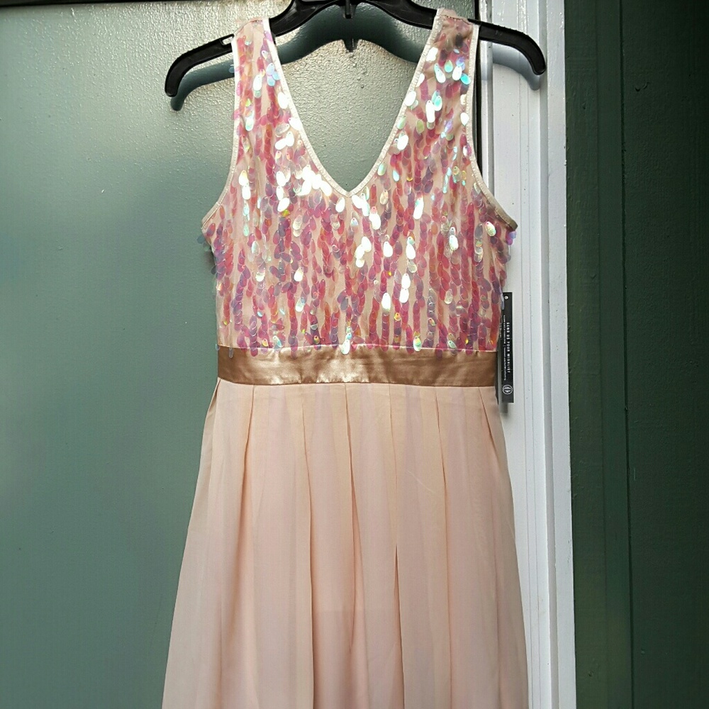 "As U Wish" Champagne Formal Party Dress sz "M"