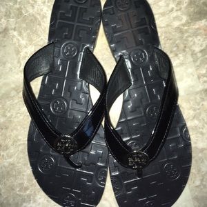 Tory burch flip flops