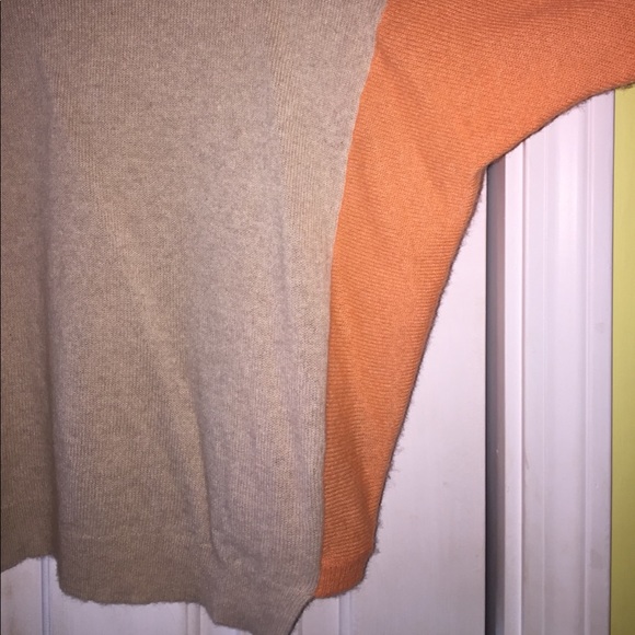 100% Cashmere Color block Sweater - Picture 2 of 4