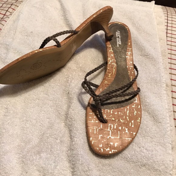 Slides - Picture 2 of 4