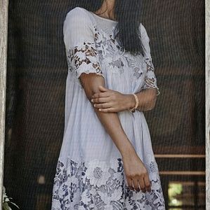 Anthropologie magnolia lace Dress