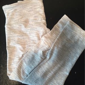 Wunder Under Crop Lululemons