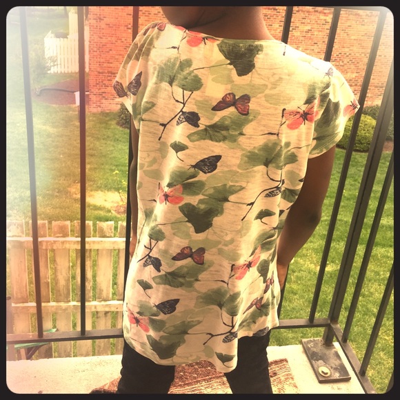 Shirt - Picture 4 of 4