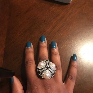 White house black market ring