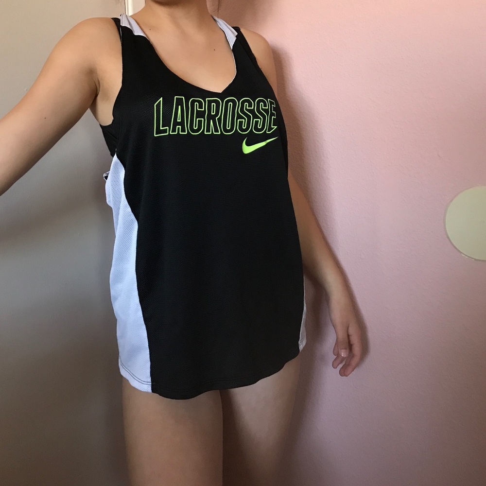 Nike top