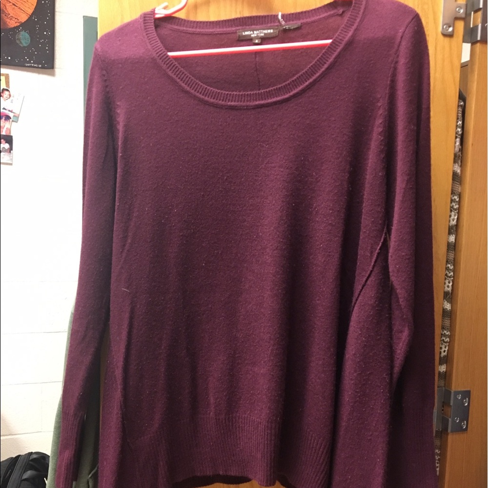 Maroon sweater