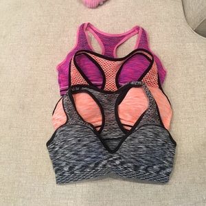 Push up sports bra