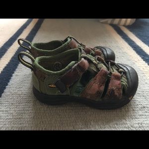 Keen Newport H2 toddler sandal