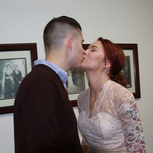 Meet your Posher, Caitlin