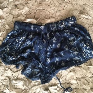 Flowy shorts