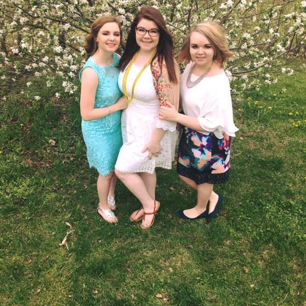 Meet your Posher, Casandra