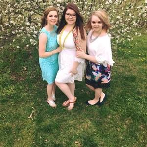 Meet your Posher, Casandra