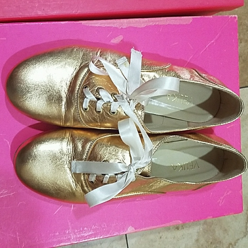 Velika gold flats