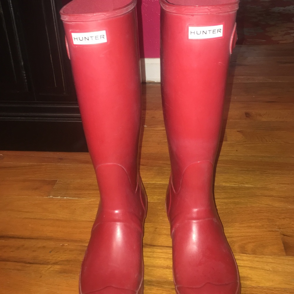 Red hunter boot