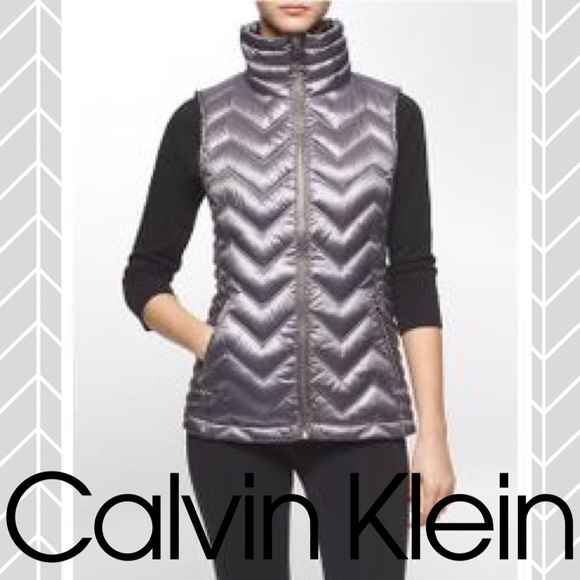 NWT Calvin Klein Chic Down Vest - Picture 2 of 8