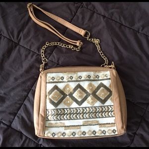 Buckle satchel