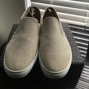 Slip on sneakers by Gap in tan suede 9