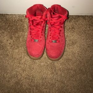 Nike Air Force 1s sued red