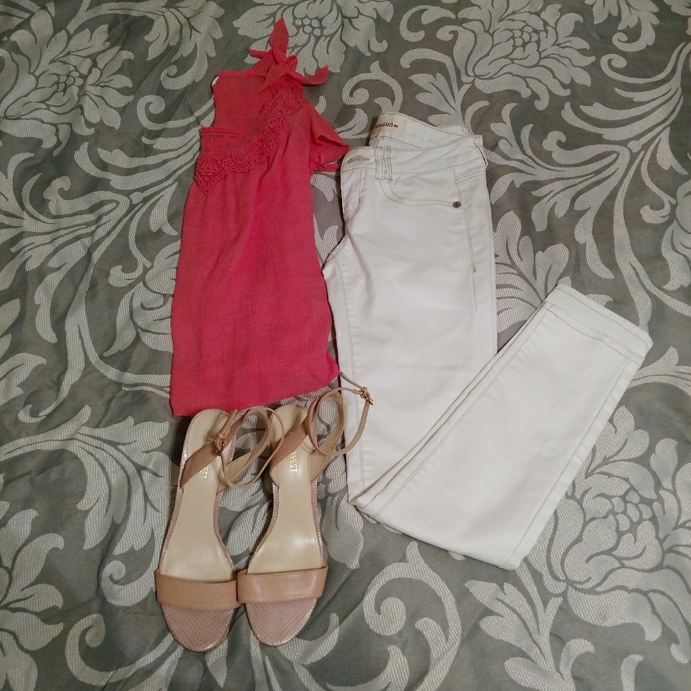 White Skinny Jeans - Never Worn!