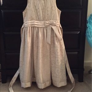 Girl dress