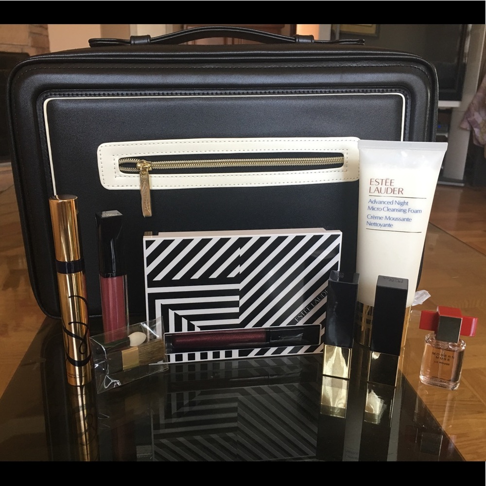Estée Lauder Makeup Set (9 pieces)