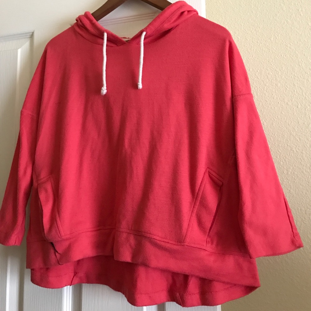 Mossimo Supply Size M Crop Slouch Sweatshirt