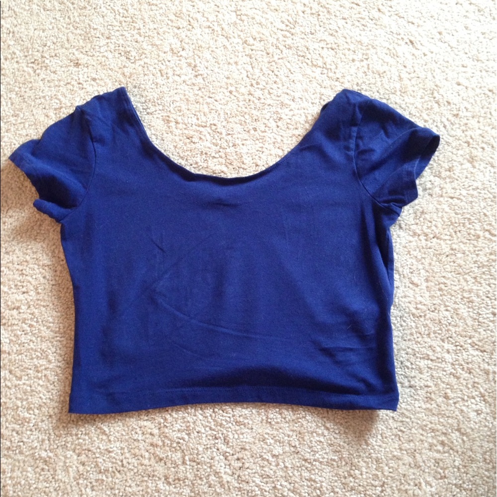 GARAGE Navy Crop Top