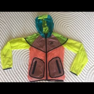 NIKE WINDRUNNER JACKET