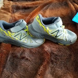 New balance shoes