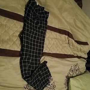 Worthington Black & White Plaid Capris