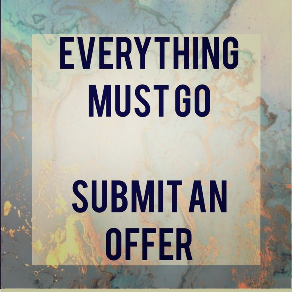 🌸SUBMIT AN OFFER🌸