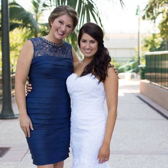 Meet your Posher, Danielle - Picture 1 of 1