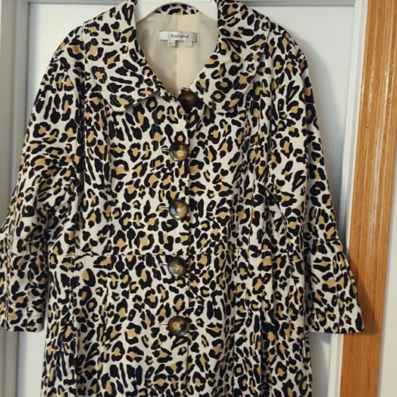 ✔SOLD: Jacket - Picture 2 of 4