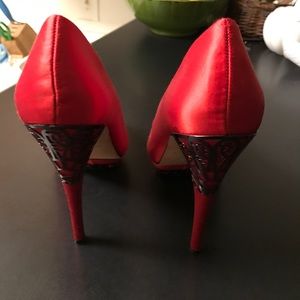 👠 pumps, with beautiful details