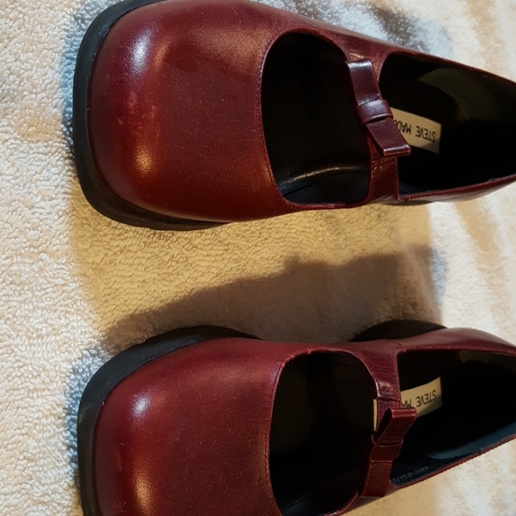 STEVE MADDEN SHOES - Picture 2 of 6