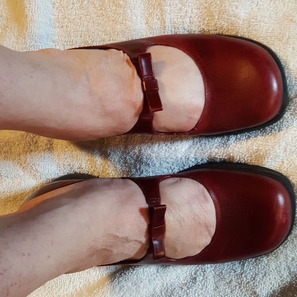 STEVE MADDEN SHOES - Picture 4 of 6