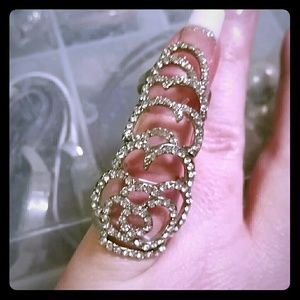 Long finger ring