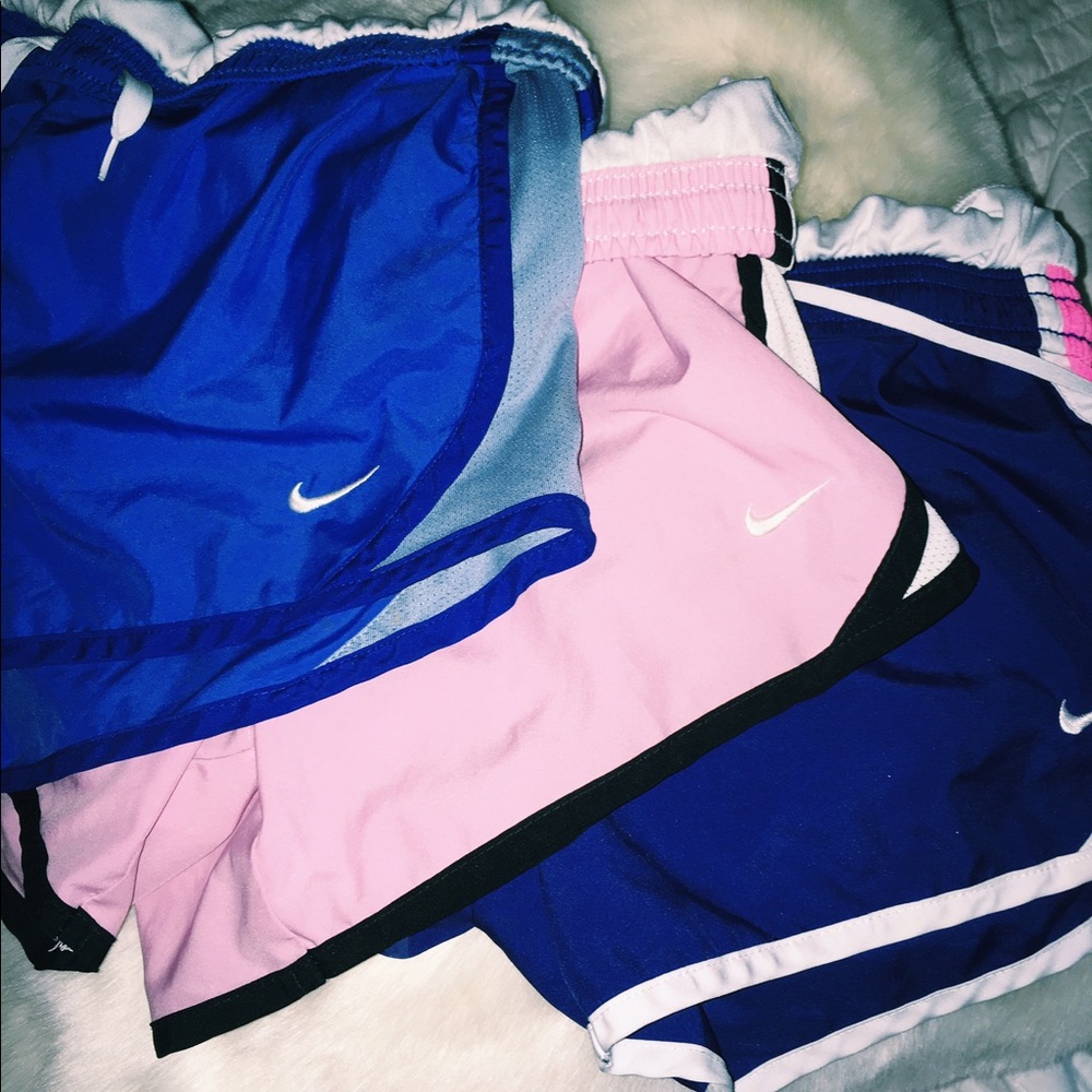 🦋AWESOME NIKE BUNDLE🦋