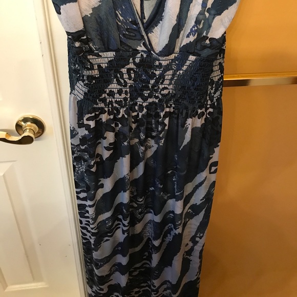 Halter maxi dress - Picture 2 of 5