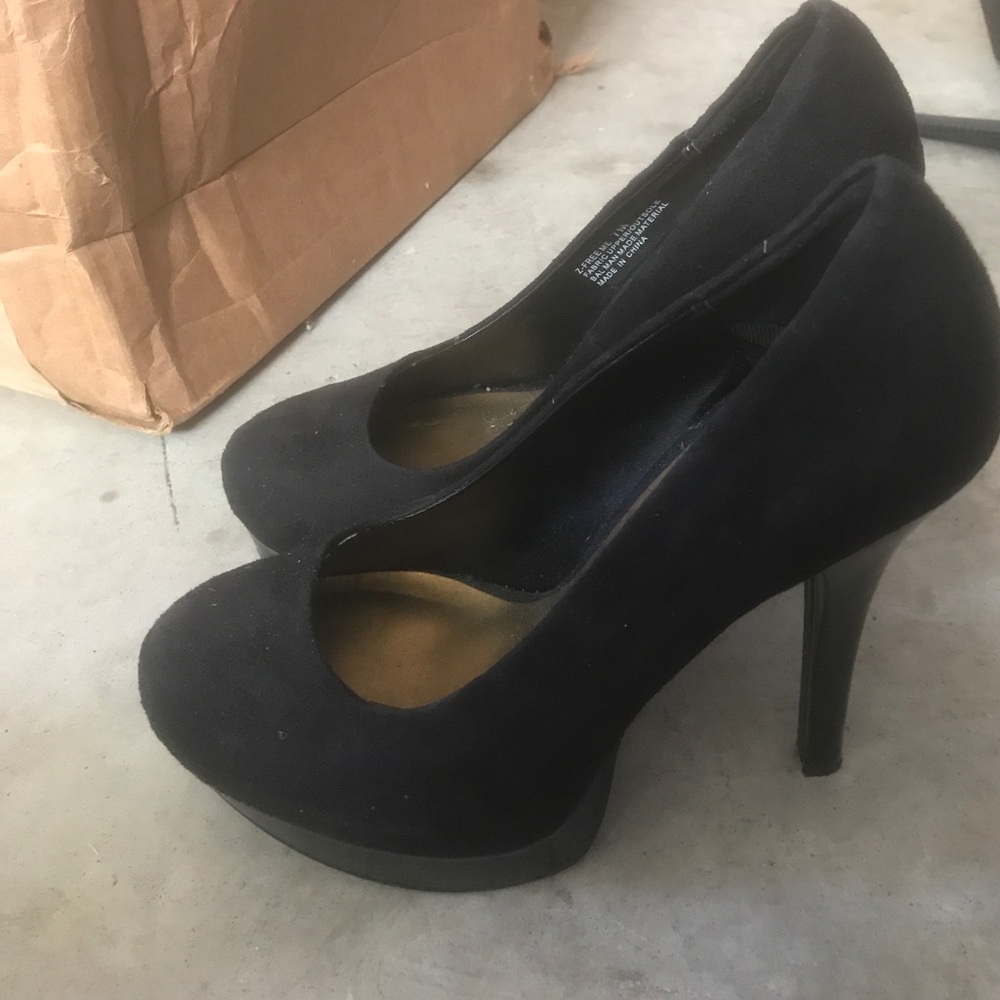 Chinese Laundry Heels Size 7 worn once