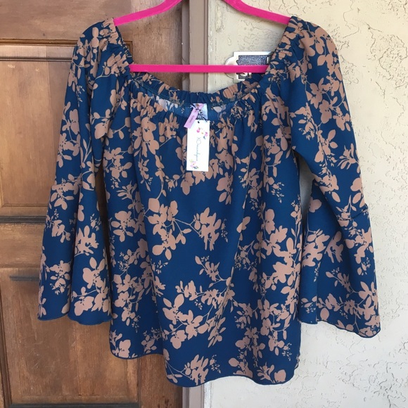 Casual Classic Tops - 🆕 Floral Off-The-Shoulder Blouse