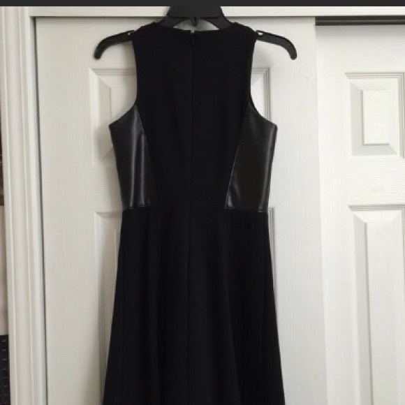 Banana Republic LBD w/ Leather Panels- 2 - Picture 6 of 7