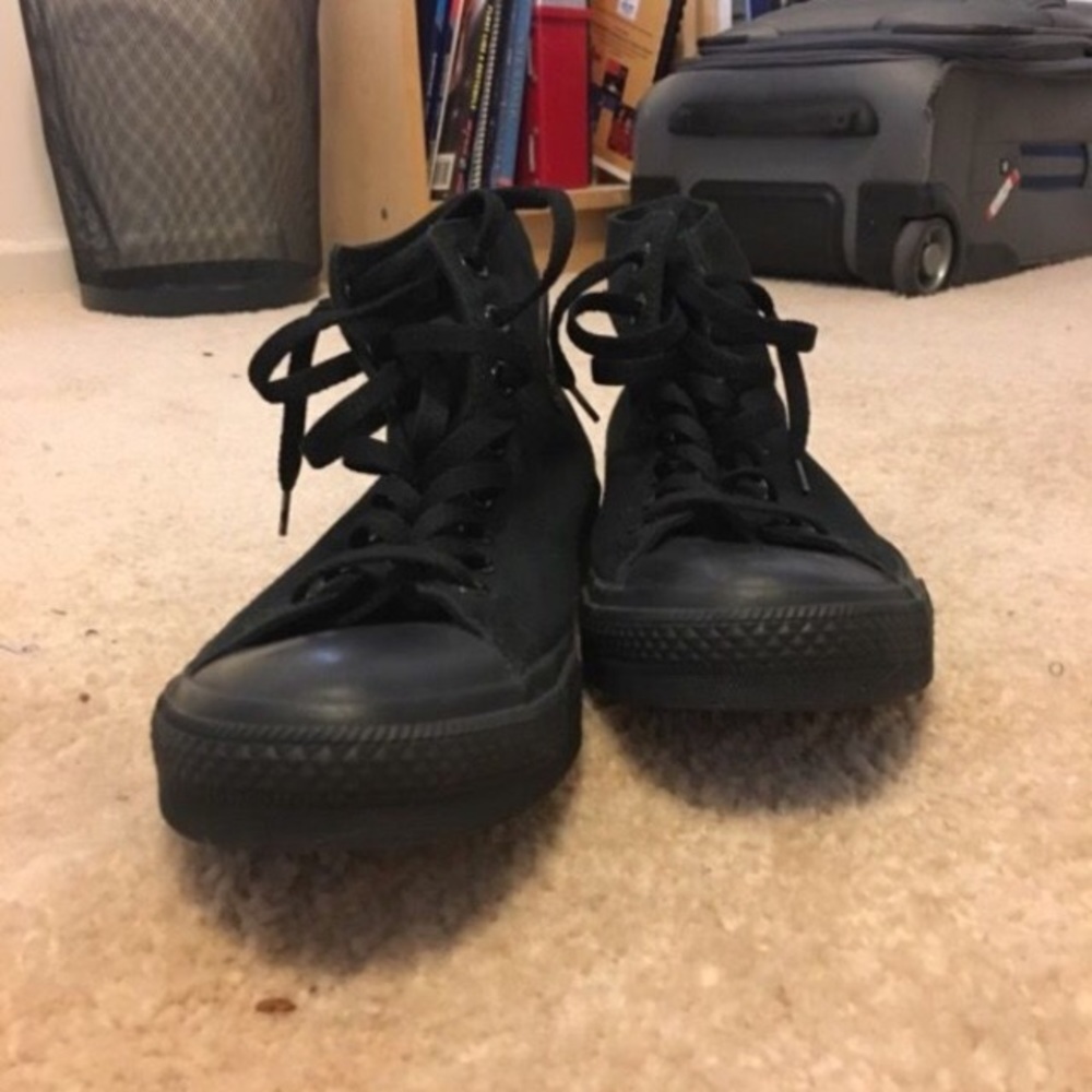 Black Hightop Converse Sneakers