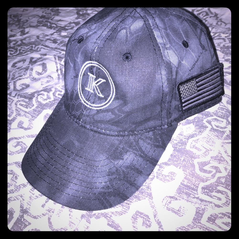 Outdoor cap
