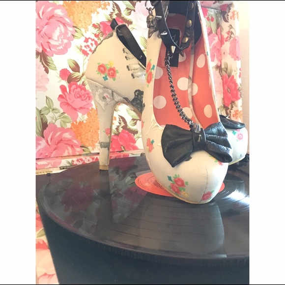 Sheep heels! - Picture 2 of 4