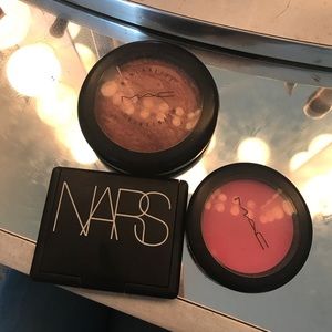 Makeup bundle of 3